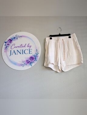 Natural Reflections | Terry Cloth Shorts Size M | Cream | Cozy Lounge Beachy